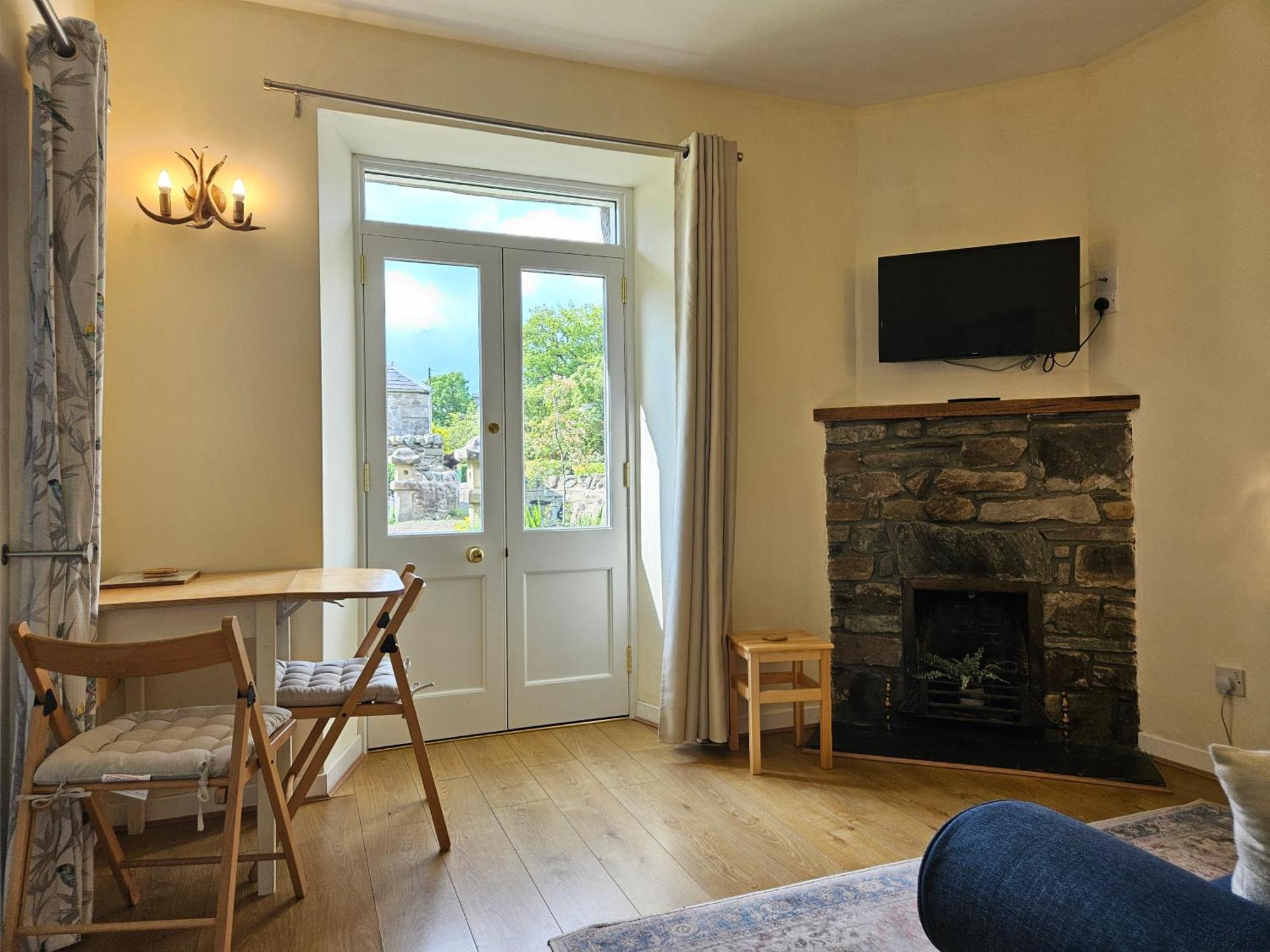 Cosy Peaceful One-Bedroom Cottage In Pitlochry Extérieur photo